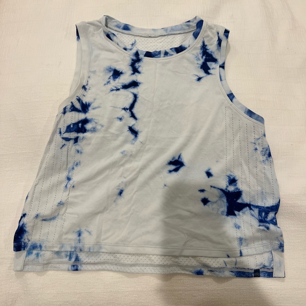 LULULEMON workout tank